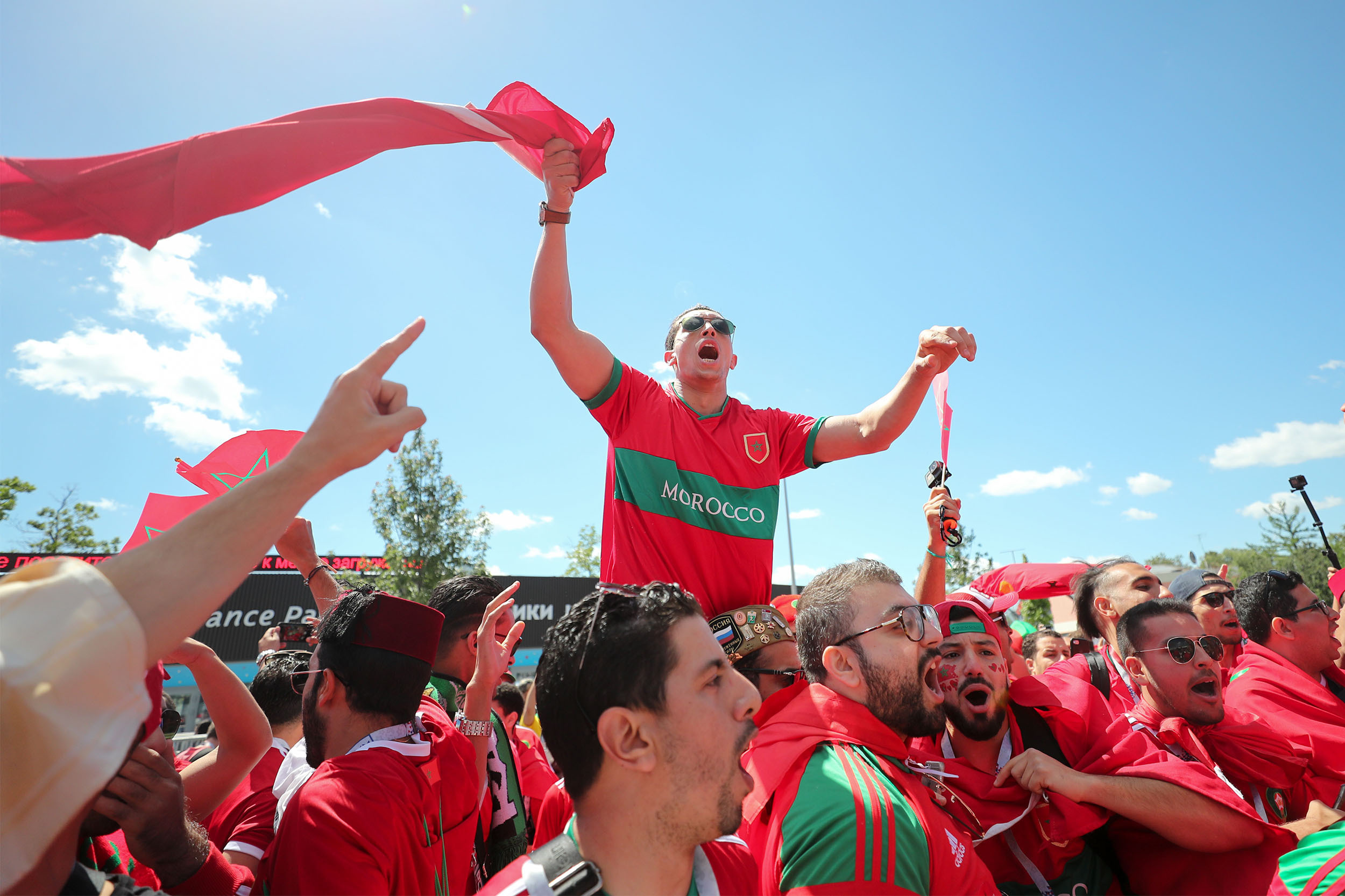 包含足球迷吧组织粉丝活动,球队支持力量大增的词条 包含足球迷吧组织粉丝活动,球队支持力量大增的词条