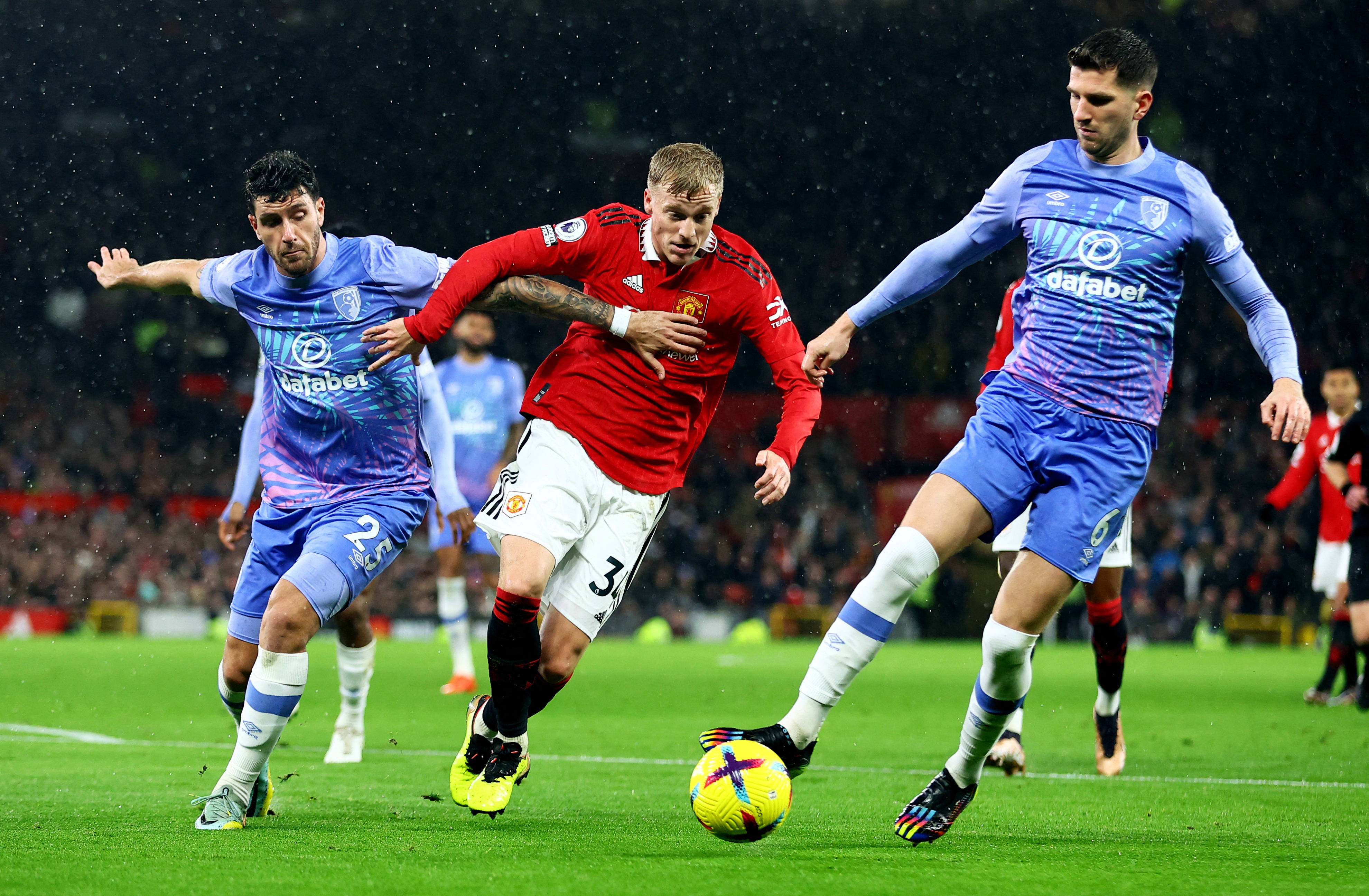 关于曼联险胜伯恩利,喜迎重要胜利的信息 关于曼联险胜伯恩利,喜迎重要胜利的信息