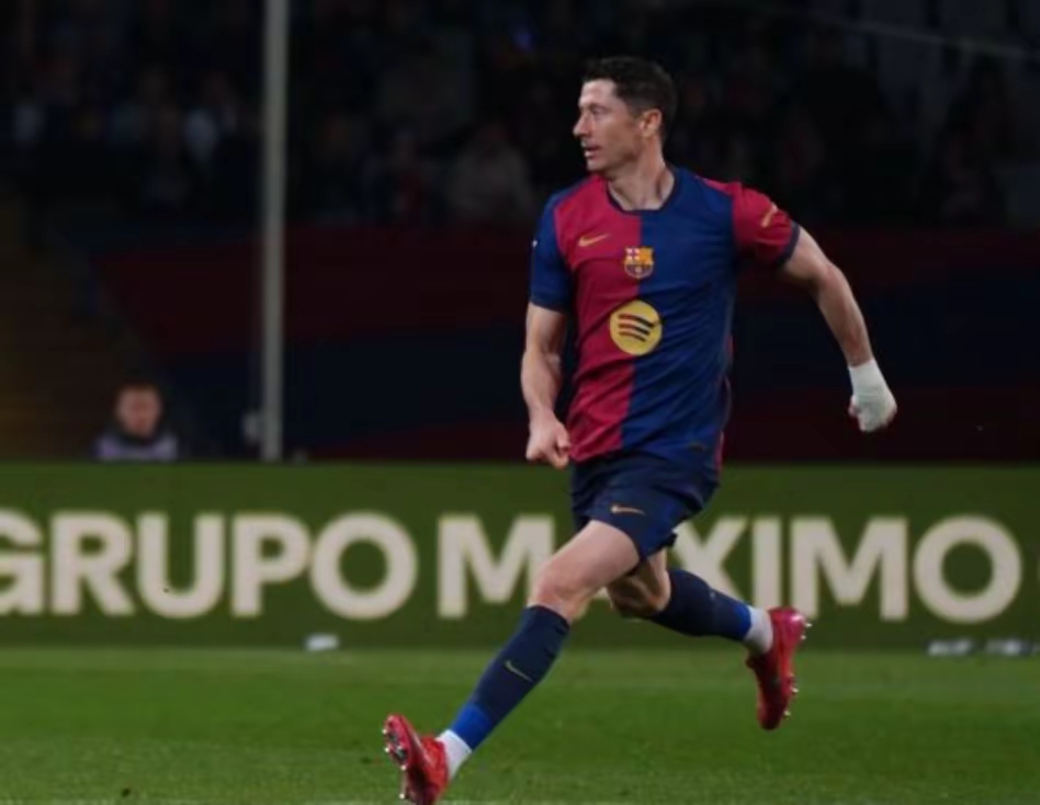 巴萨核心再爆发,领跑联赛争夺榜的简单介绍 巴萨核心再爆发,领跑联赛争夺榜的简单介绍