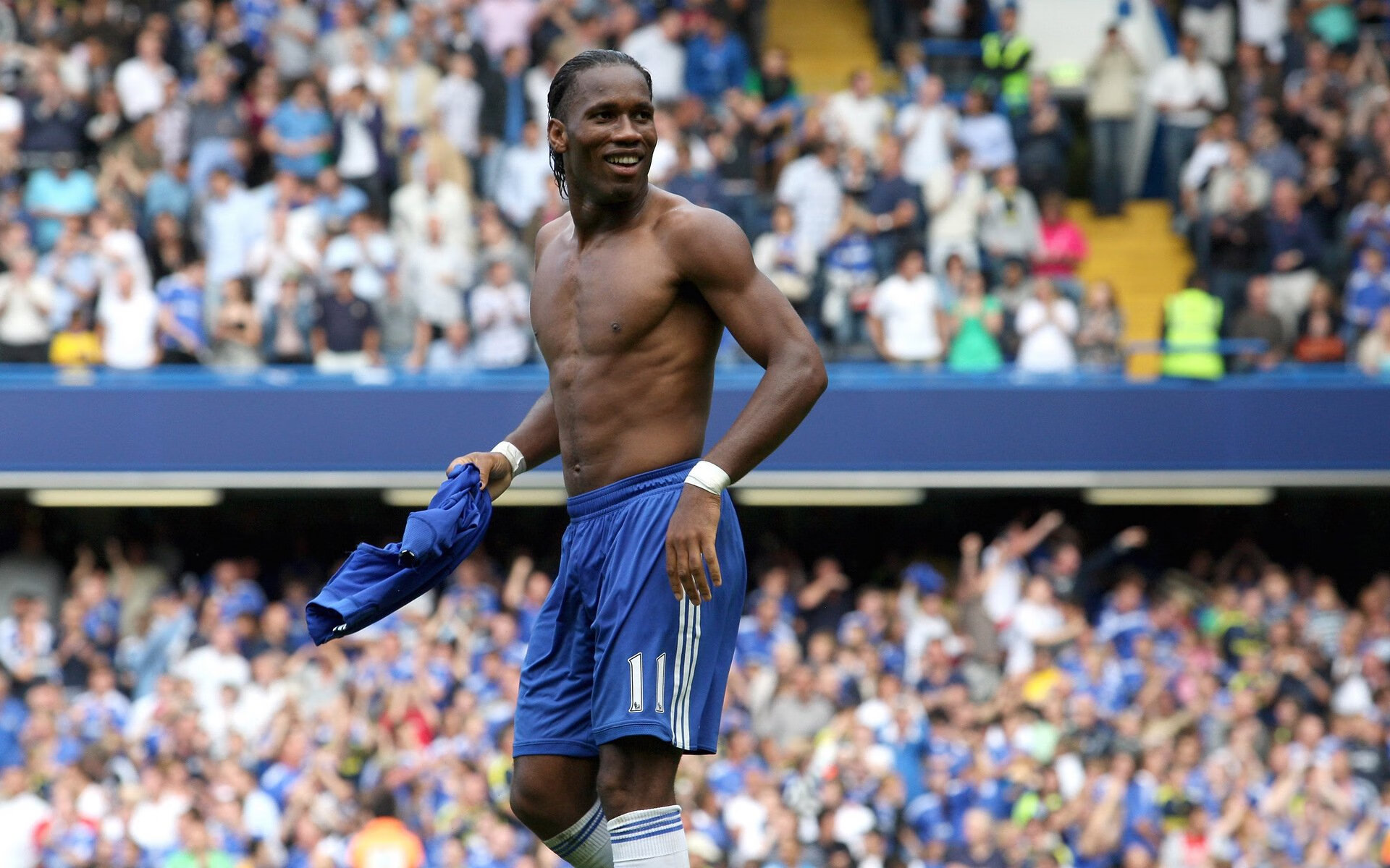 当安联球场遇见雷鬼节奏，拜仁带走牙买加的东决关键战启示